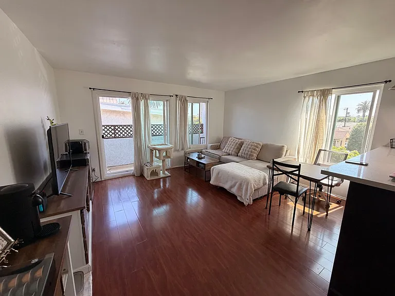3624 Westwood Blvd #200 — Photo 3