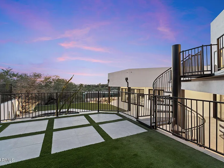 3135 E Palo Verde Dr — Photo 44