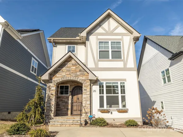 20 Tudor Way, Black Mountain, NC 28711