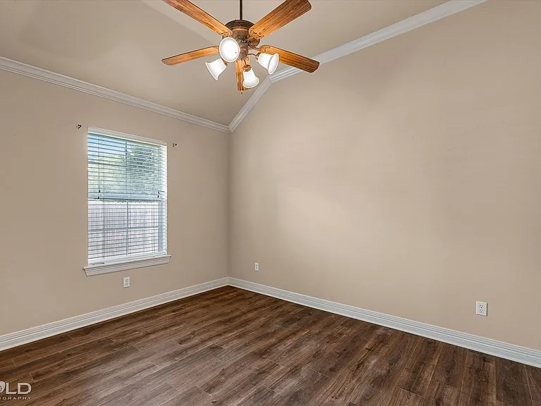 126 Satinwood Cir — Photo 15
