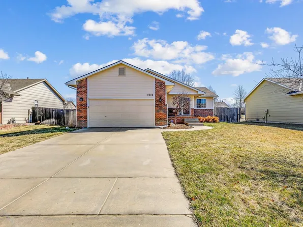 4642 E Willow Point Ct, Wichita, KS 67220