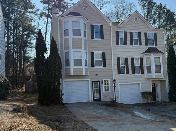 2511 Thorngate Dr, Acworth, GA 30101