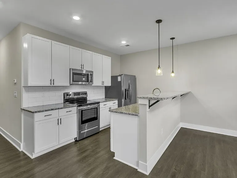 148 Cox St — Photo 7