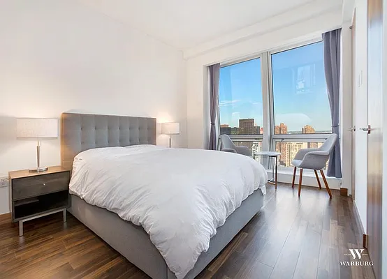 Rented by Warburg | media 5