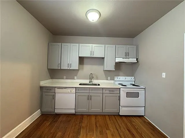 2 bed, 1.0 bath, 1000 sqft, $1,550 — Photo 3