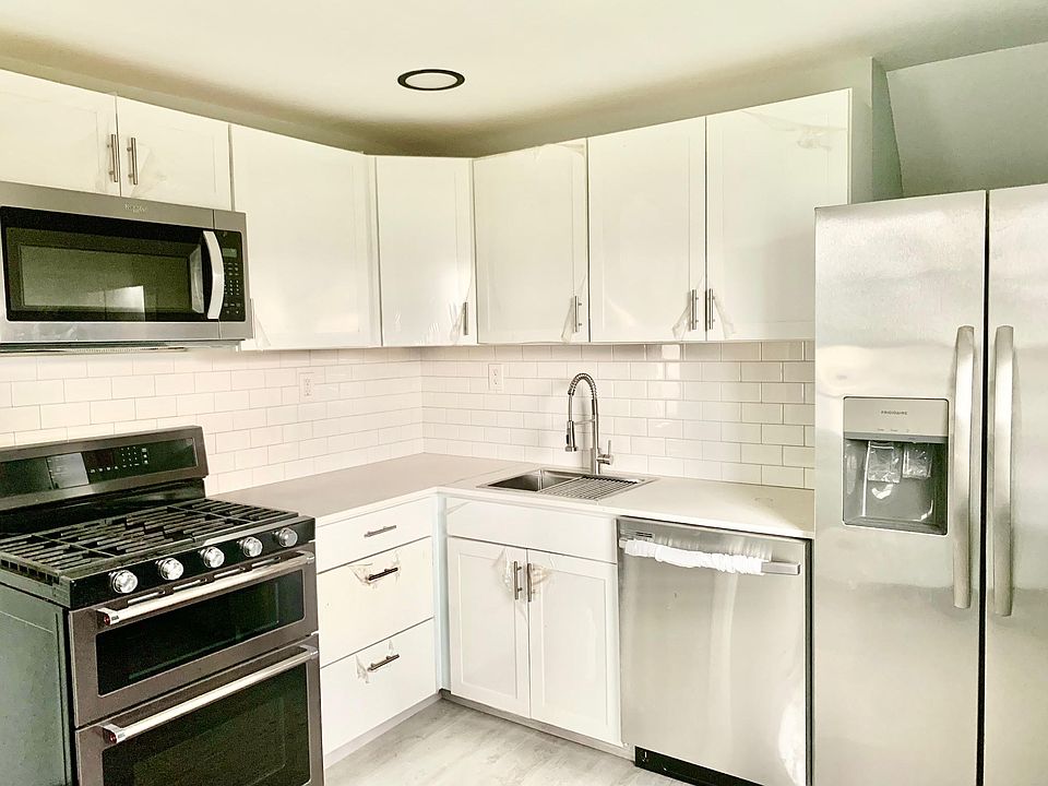 1st image of 114 Franklin St #B