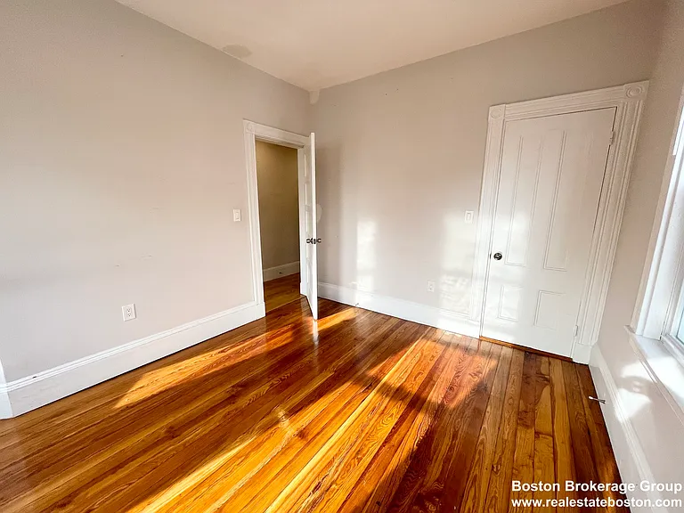 108 Buttonwood St #2 — Photo 5