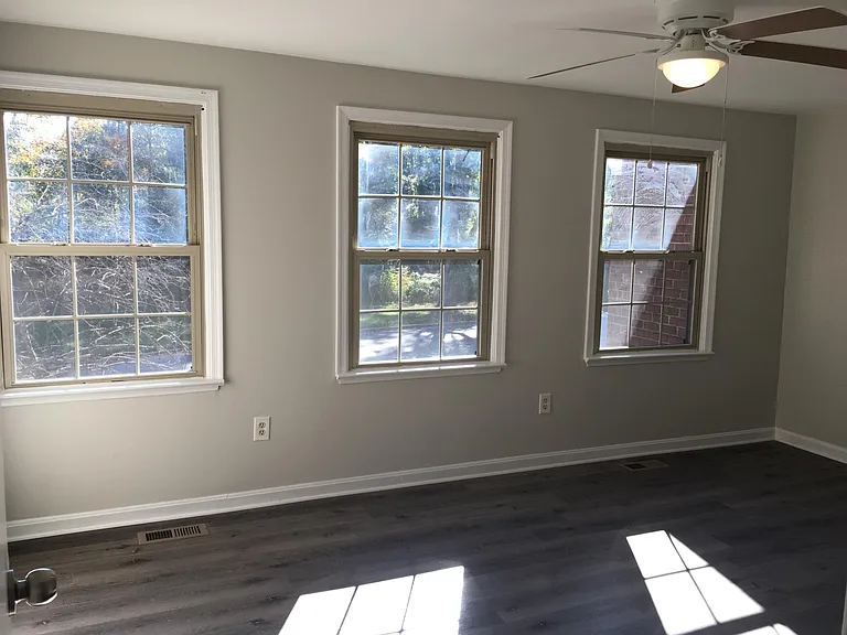 5758 Yellowrose Ct — Photo 13