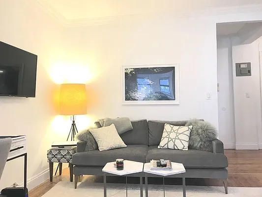 Rented by REAL New York | media 1