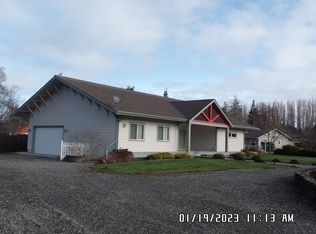 5881 Woodcock Rd, Sequim, WA 98382