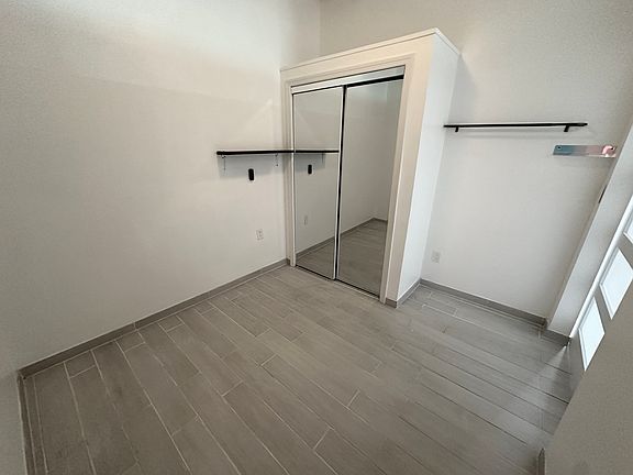 5th image of 211 Wyckoff Ave #1