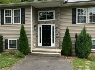 36 Hillendale Rd, Asheville, NC 28805