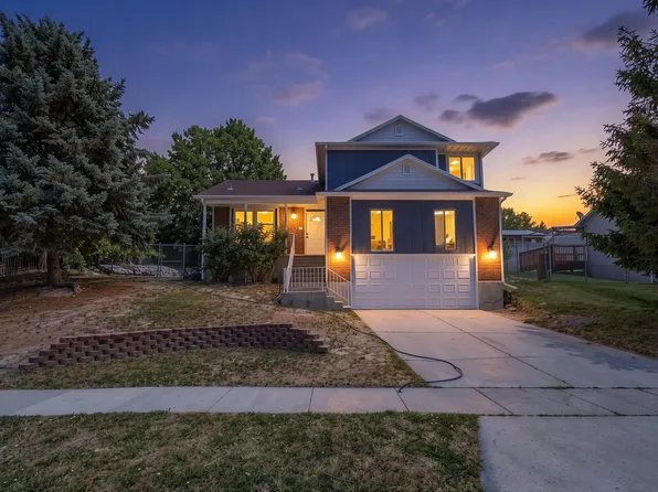 910 W Red Oaks Dr, Murray, UT 84123