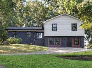 706 Ketchem Dr, Marietta, GA 30066