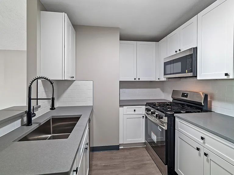 Cherry Tree Village Apartments — Photo 30