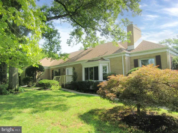 535 Brandymede Rd, Bryn Mawr, PA 19010