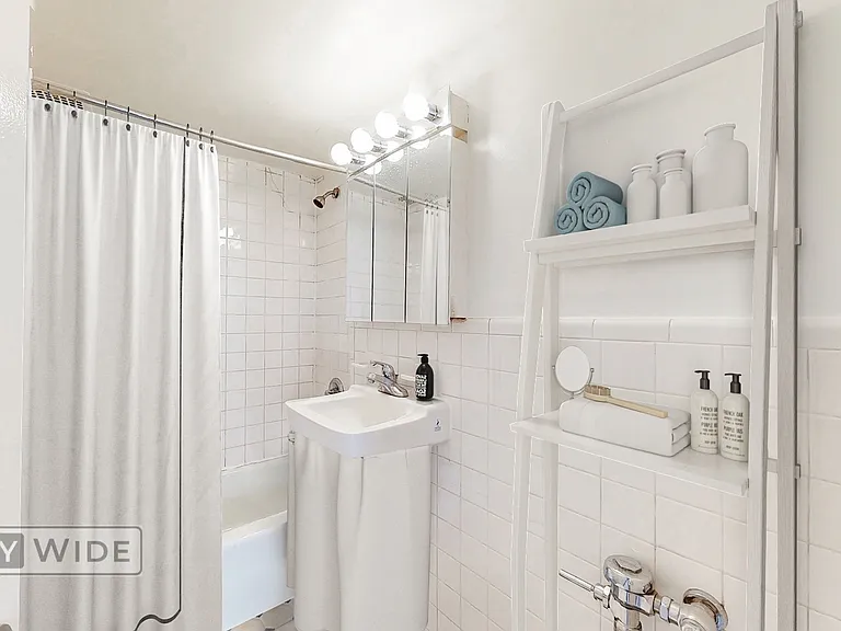 326 Columbus Ave #2A — Photo 3
