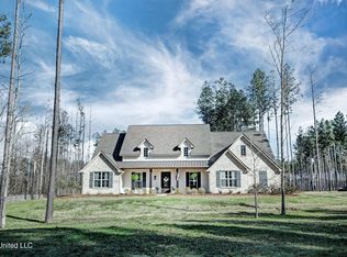 401 Fallen Acorn Cir, Brandon, MS 39047