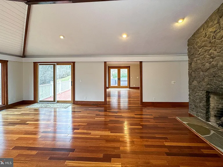 19 Ridgeview Rd — Photo 12