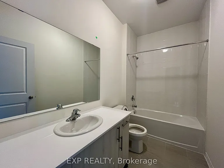 116 Blick Cres — Photo 8