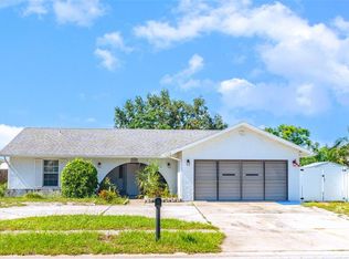 3805 Sandpointe Dr, Bradenton, FL 34205