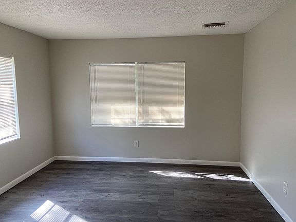 2nd image of 3210 E Louisiana Ave