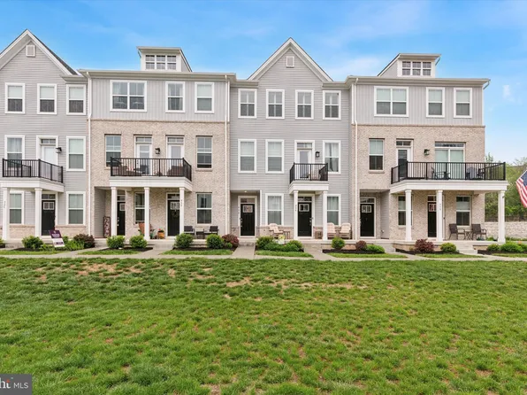 932 Anvil Ct, Phoenixville, PA 19460