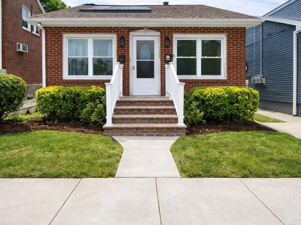 1361 Star Avenue, Elmont, NY 11003