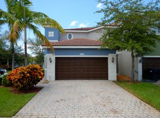 8012 NW 114th Pl, Doral, FL 33178