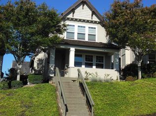 2451 NW Stimpson Ln, Portland, OR 97229