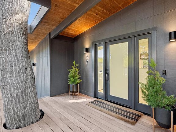 5th image of 37 Los Robles Drive