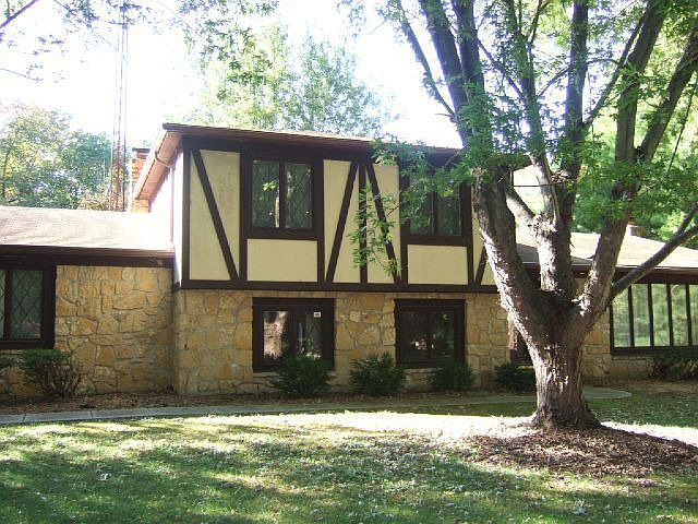 1st image of 3016 W Buckingham Dr