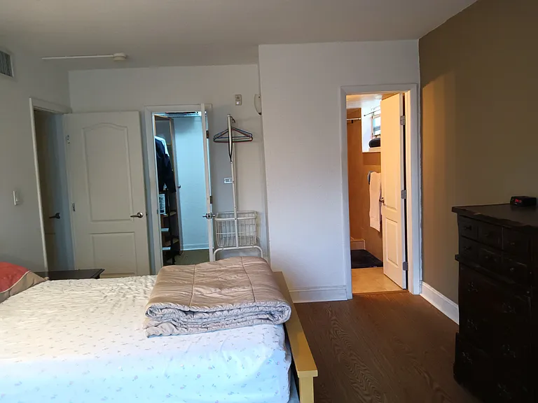 master-bed 2
