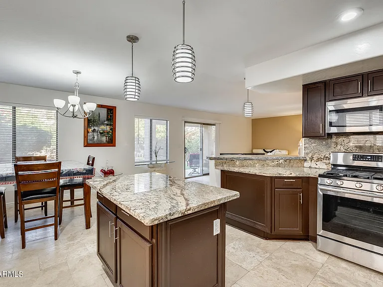 2022 E Wahalla Ln — Photo 15