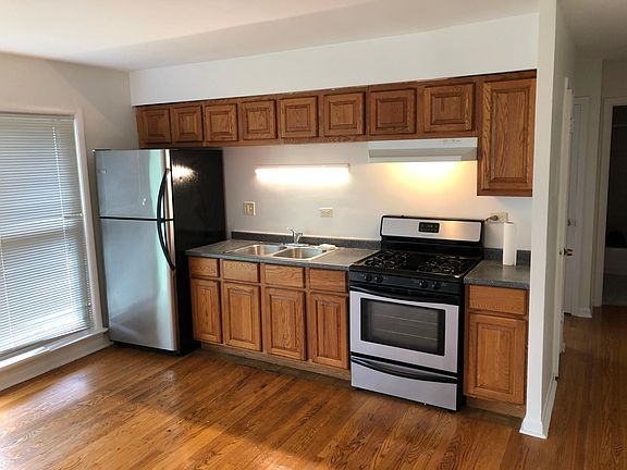 Kitchen/living space combo
