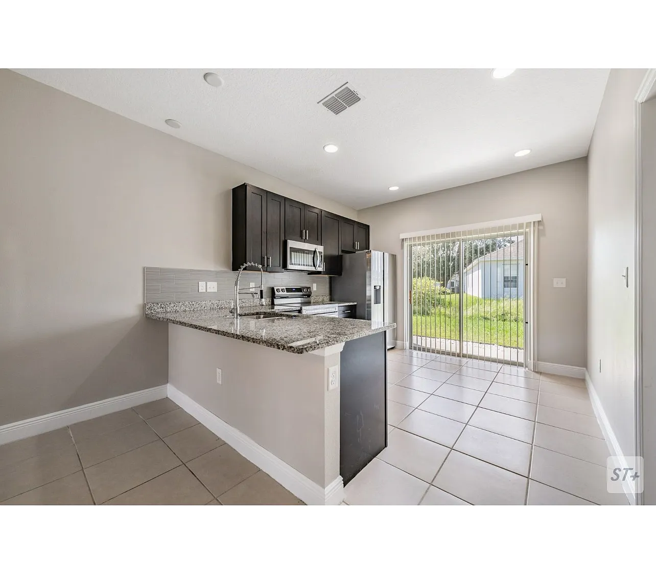 3 bed, $3,800 — Photo 1