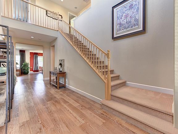 4th image of 5694 Saratoga Cir