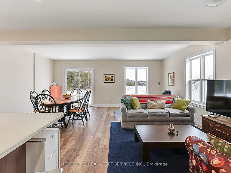207 Equality Dr — Photo 4