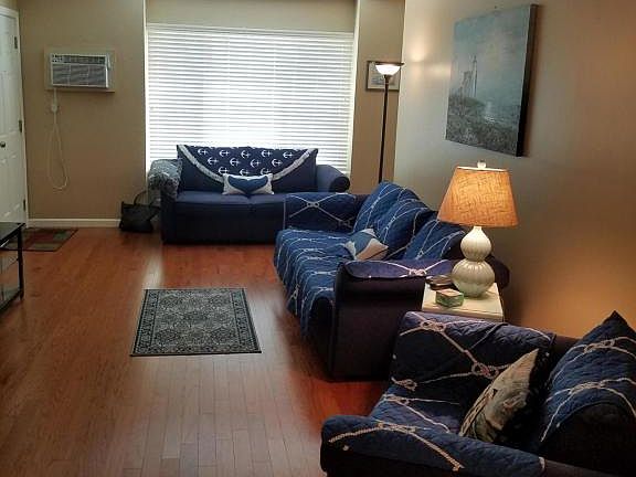 3rd image of 1382 Ocean Ave Unit C5