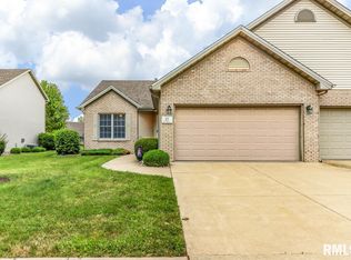 17 Fox Creek Ct, Morton, IL 61550