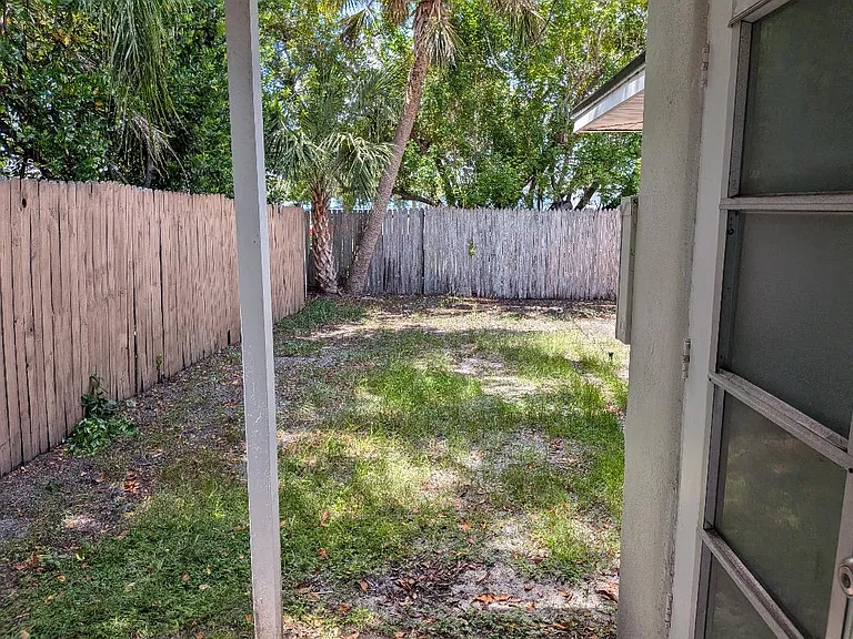 1108 Angle Rd — Photo 12