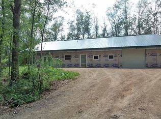 N6455 Lake Dr, Shawano, WI 54166