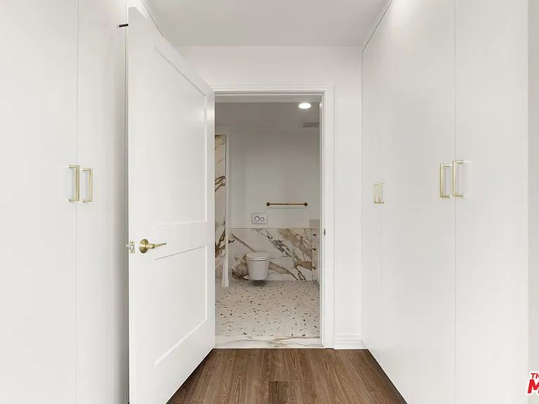 7428 Santa Monica Blvd #Penthouse 507 — Photo 18