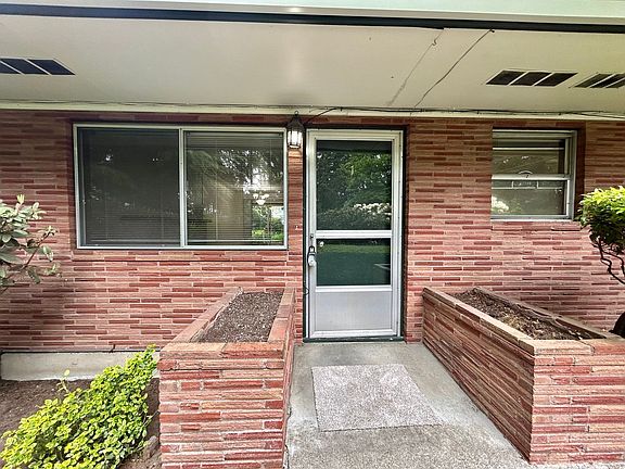 5th image of 10945 SW Butner Rd APT 1