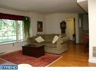 834 McComb Ln, Chadds Ford, PA 19317