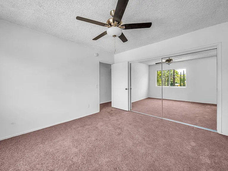 3109 Perlita Ave #11 — Photo 8