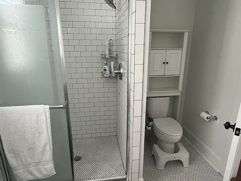 924 Ash St — Photo 8