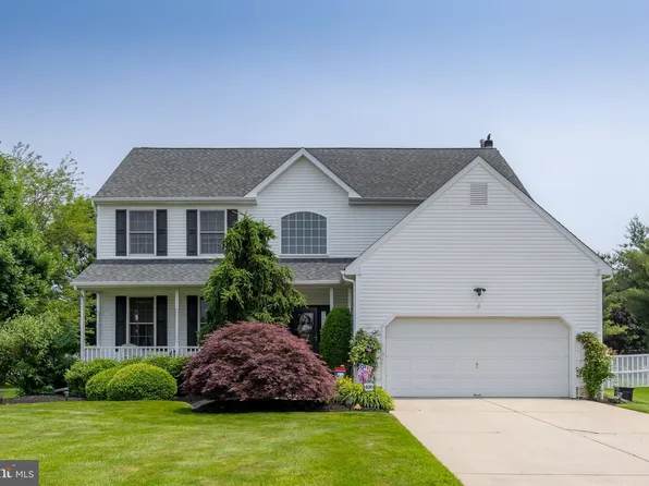 101 Rolling Acre Dr, Glassboro, NJ 08028
