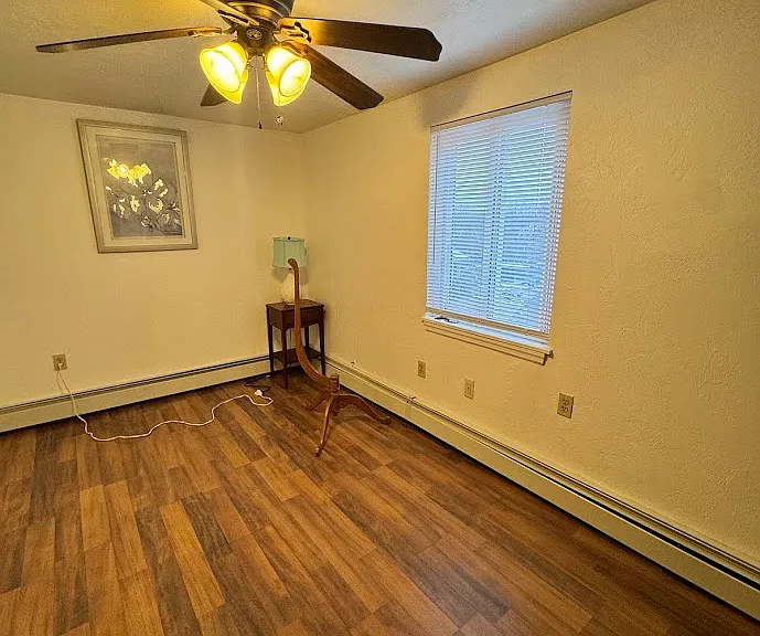54 Price Rd #B — Photo 3