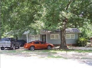 913 W Stuart Dr, Mobile, AL 36605
